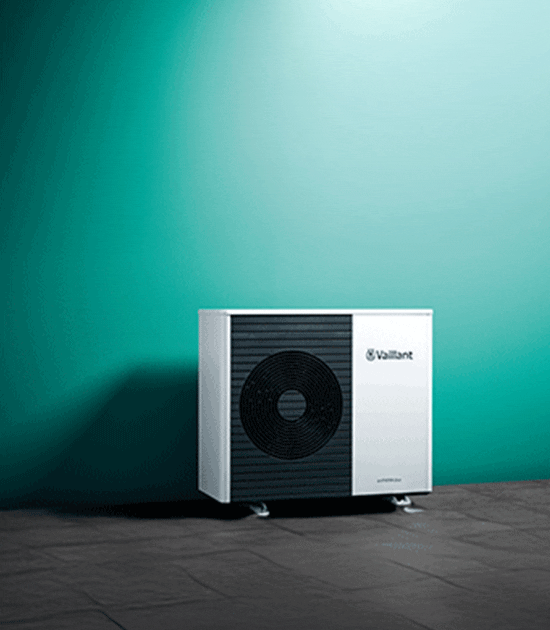 VAILLANT ΑΝΤΛΙΑ ΘΕΡΜΟΤΗΤΑΣ ΑΕΡΑ - ΝΕΡΟΥ VWL aroTHERM PLUS 155/6 400V Ονομαστική Θερμική Ισχύς (7ºC - 35ºC) 18.7kW ΤΡΙΦΑΣΙΚΗ
